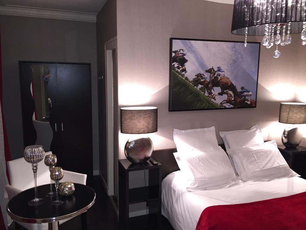 Hotel L'Avenue Шантійї Екстер'єр фото